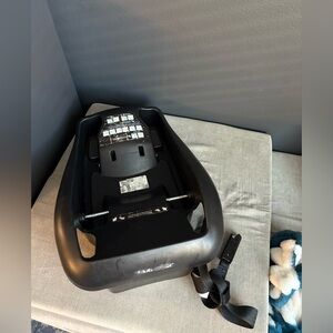 Maxi-Cosi car seat base